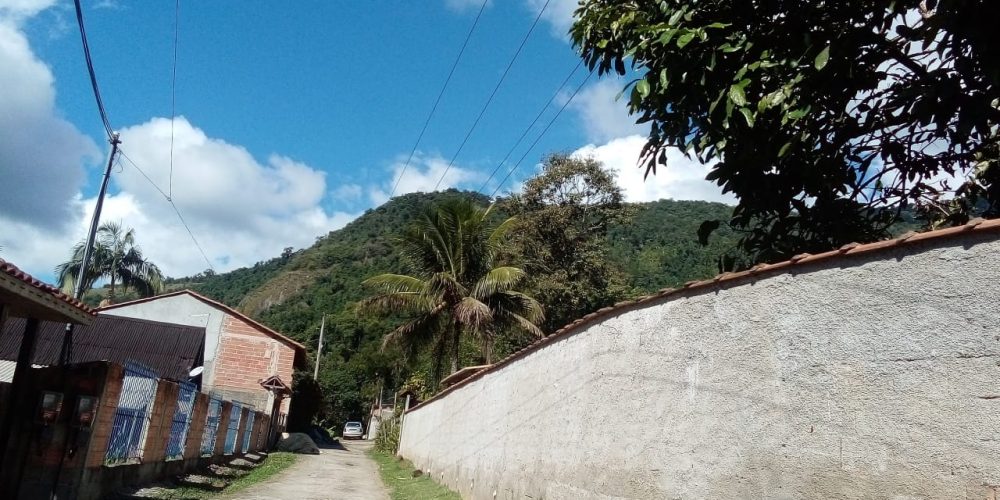 0b826366-e998-46b1-9ab3-556438ca822b