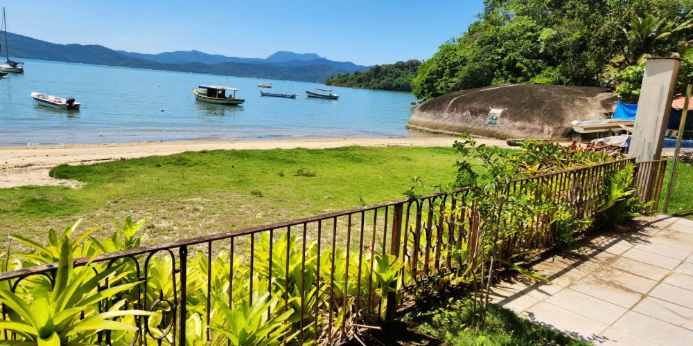 8f506d69-b57e-4757-82fb-6b590bd59cce