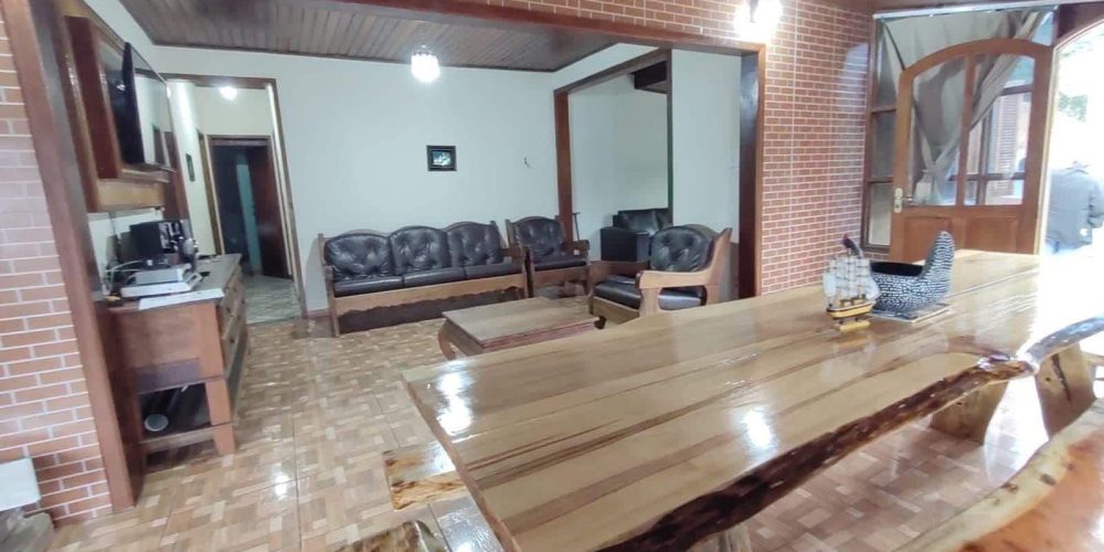 c24580b3-df9d-4166-afcc-733bd133916a